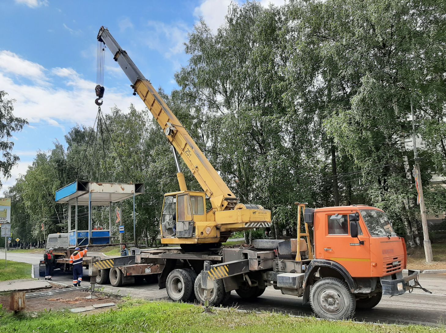 Автобусные остановки Серова меняют облик и названия | 09.08.2021 | Серов -  БезФормата