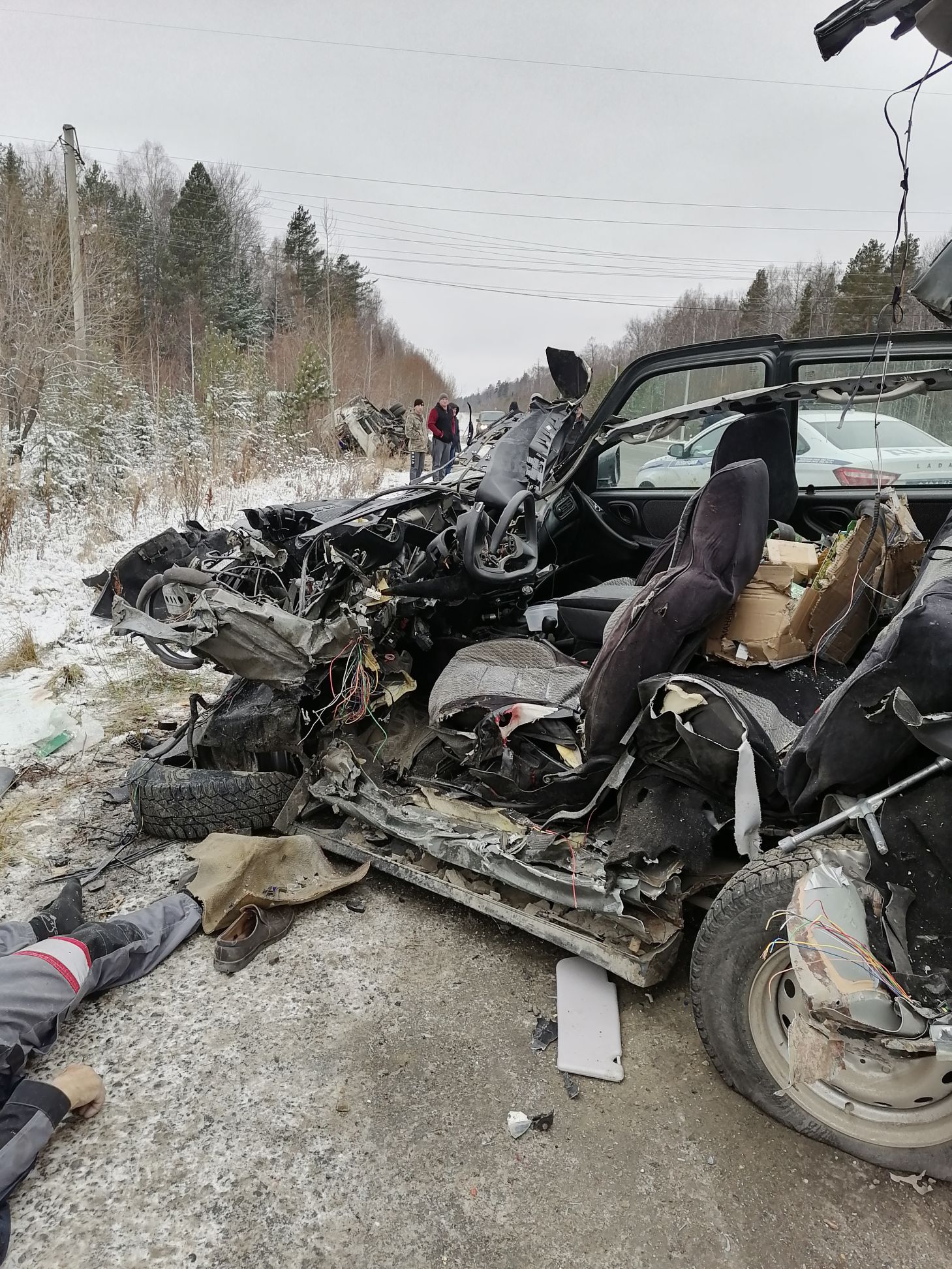 Под Серовом произошло ДТП с участием трех автомобилей. Один из водителей  погиб | 27.10.2021 | Серов - БезФормата