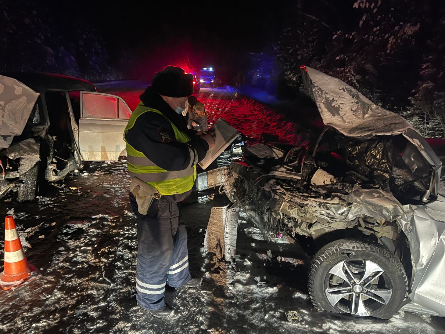 Под Кушвой в ДТП попала семья из Серова. В результате аварии виновник  происшествия погиб, двое детей получили травмы | СЕРОВСКИЙ РАБОЧИЙ – газета  с вековой историей